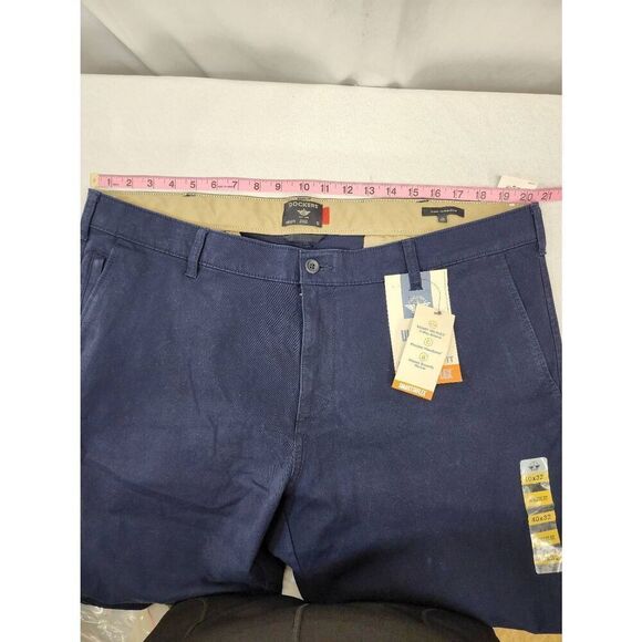 Dockers Men's Size 40x32 Navy Ultimate Chinos, Athletic Fit Stretch Straight Leg - Picture 5 of 15